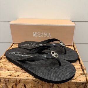 *NEW* Michael Kors Jet Set Print Sandals, Size 8